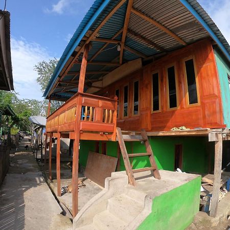 Jhuna Komodo Homestay Buitenkant foto
