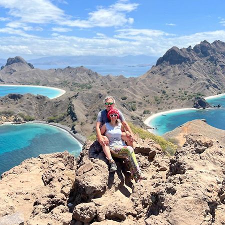 Jhuna Komodo Homestay Buitenkant foto