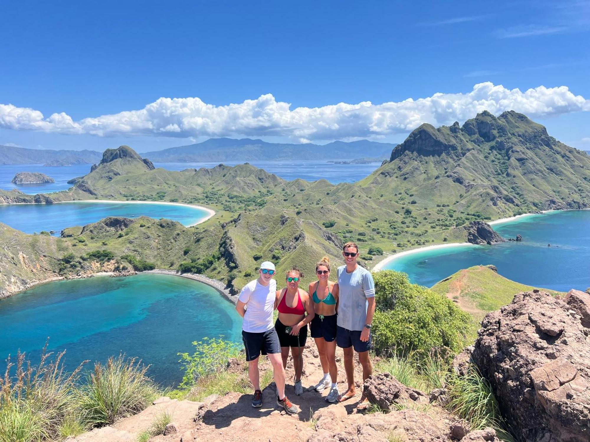 Jhuna Komodo Homestay Buitenkant foto