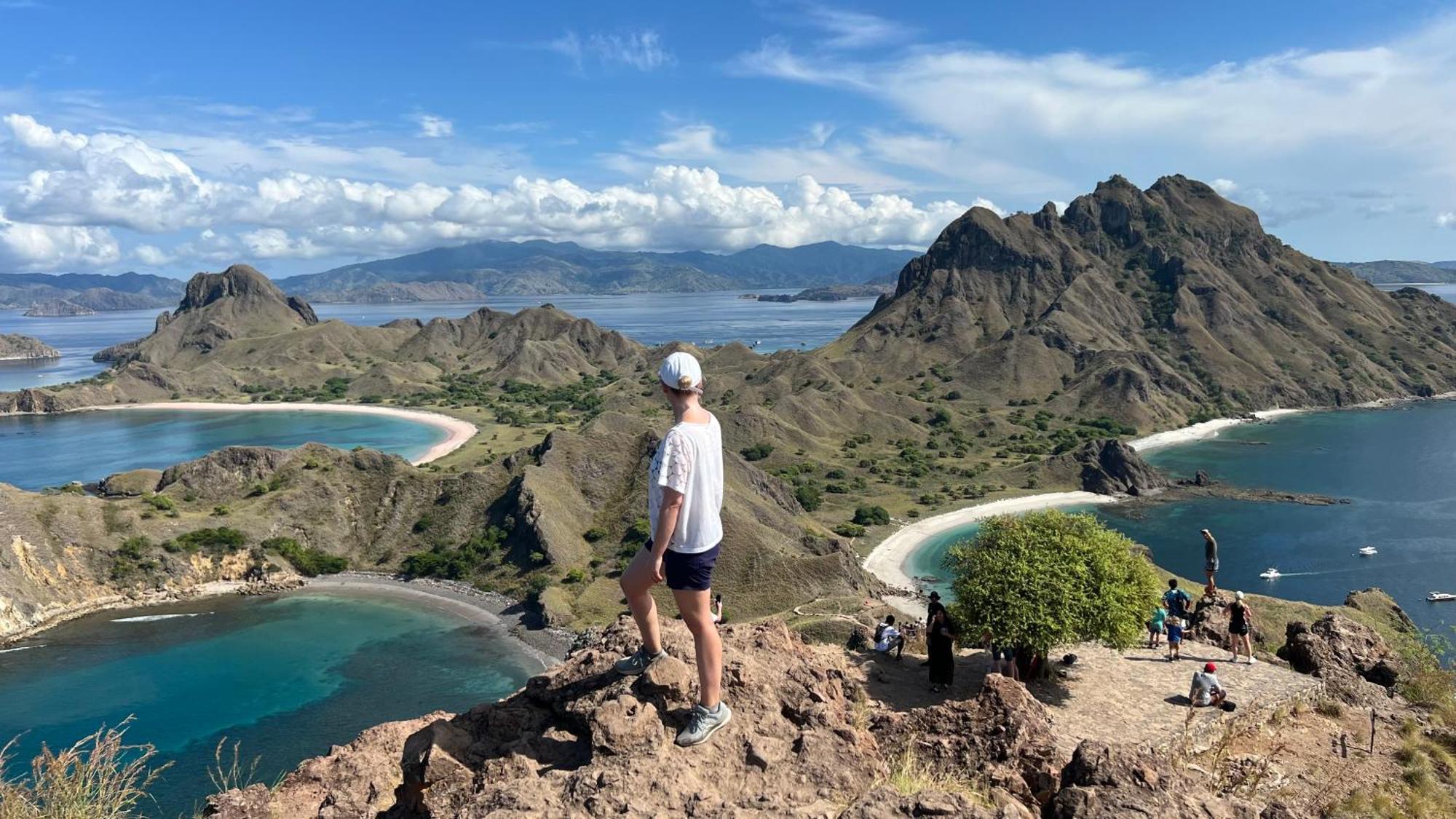 Jhuna Komodo Homestay Buitenkant foto