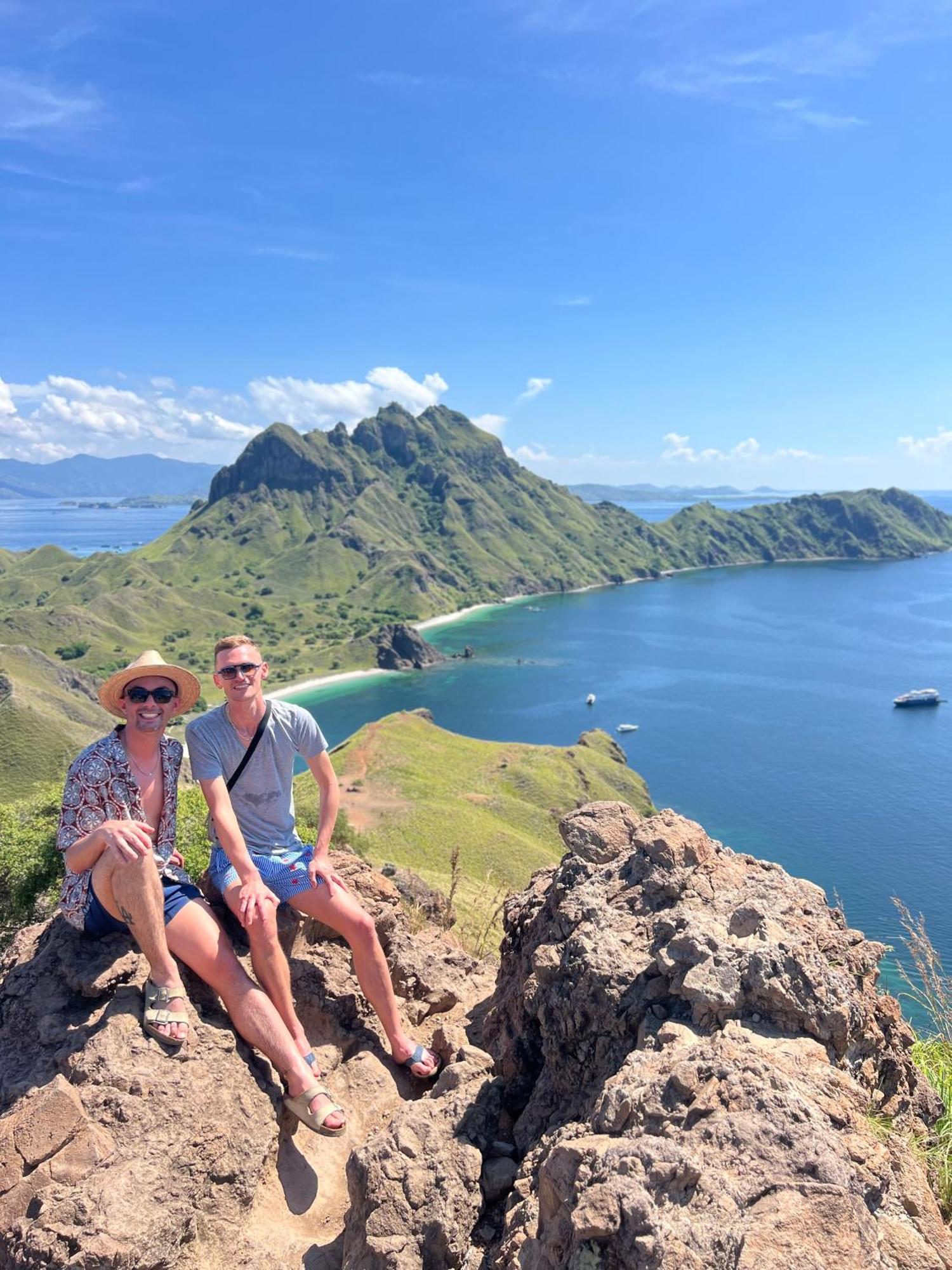 Jhuna Komodo Homestay Buitenkant foto