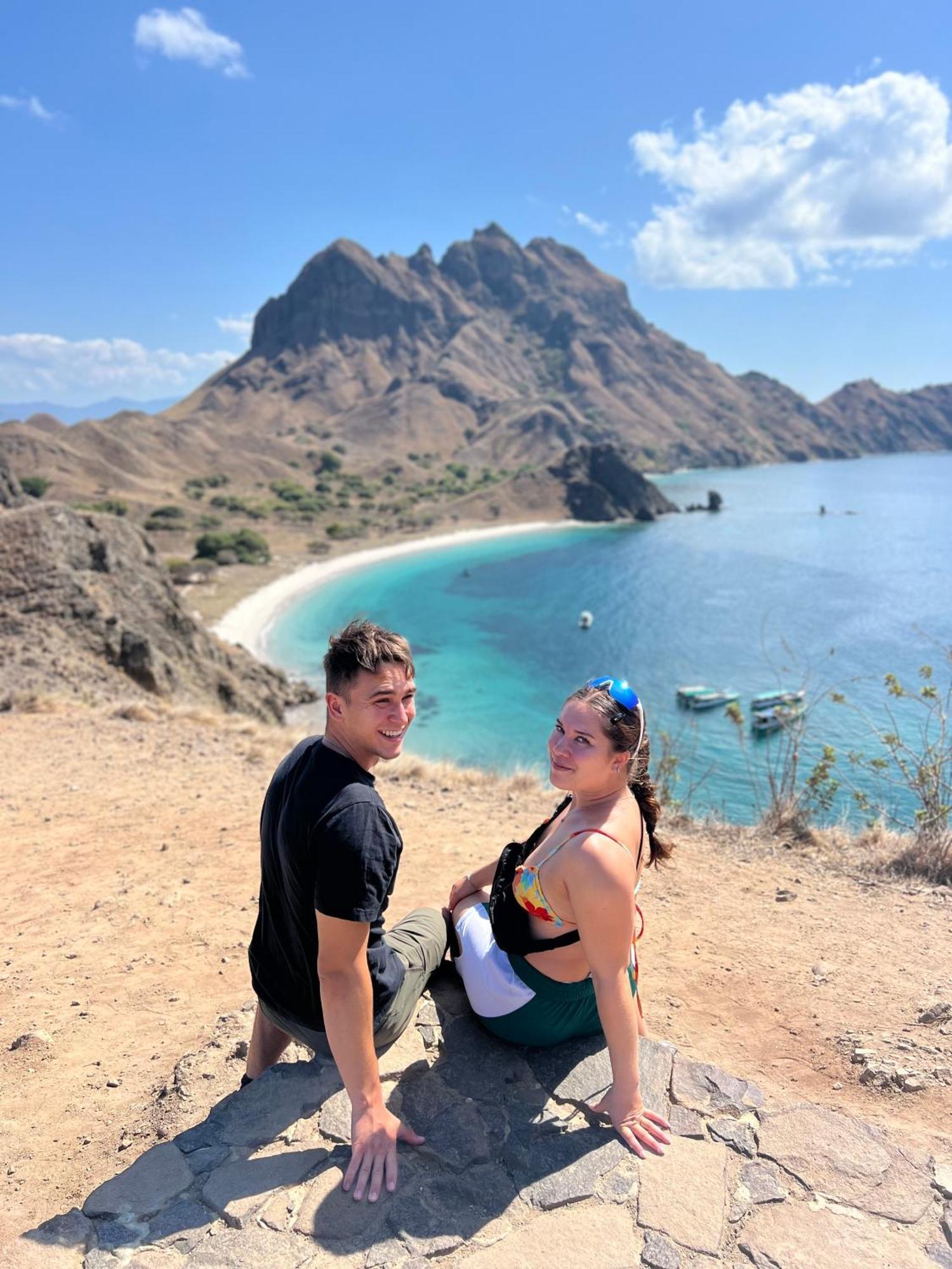 Jhuna Komodo Homestay Buitenkant foto