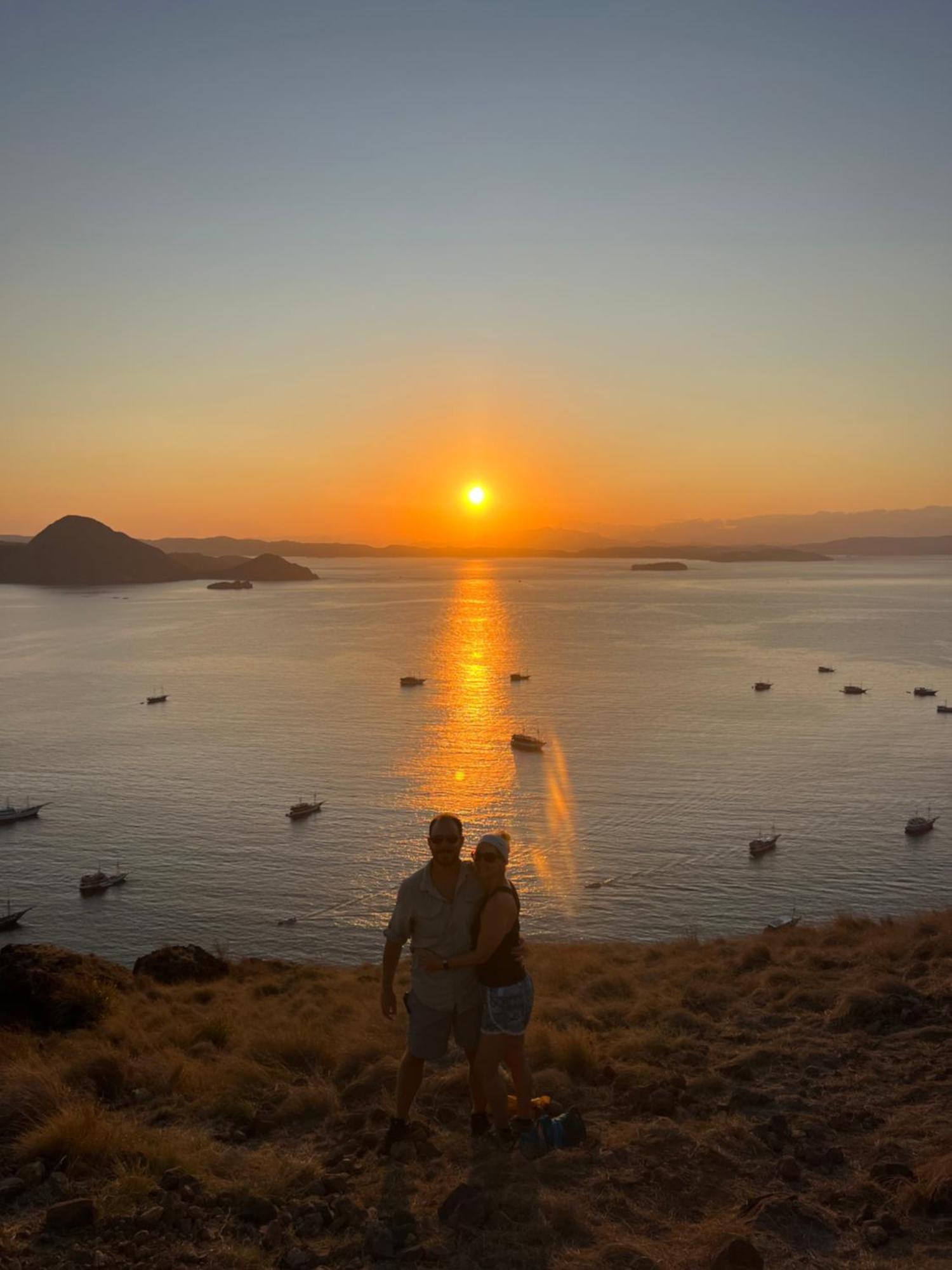 Jhuna Komodo Homestay Buitenkant foto