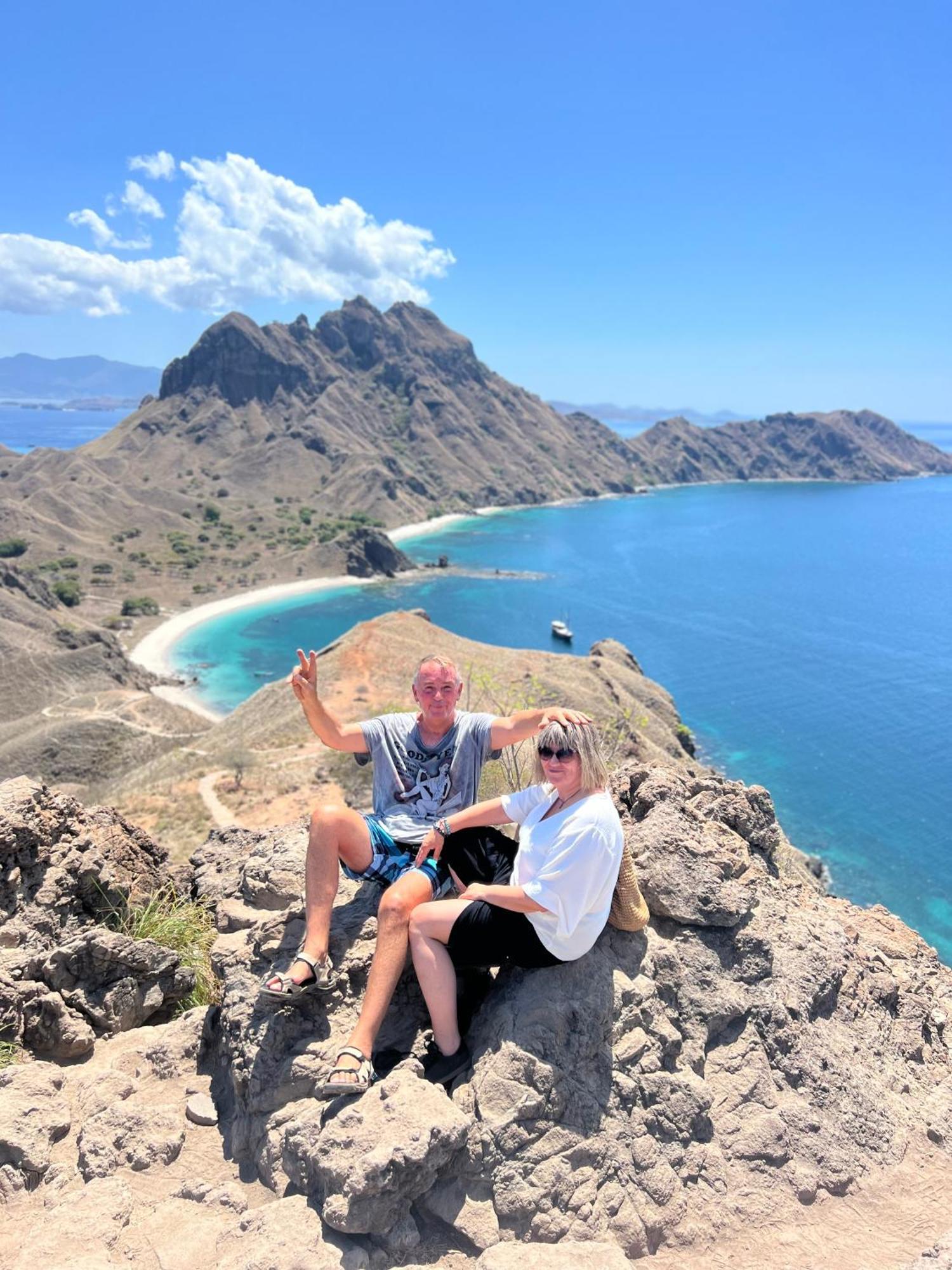 Jhuna Komodo Homestay Buitenkant foto
